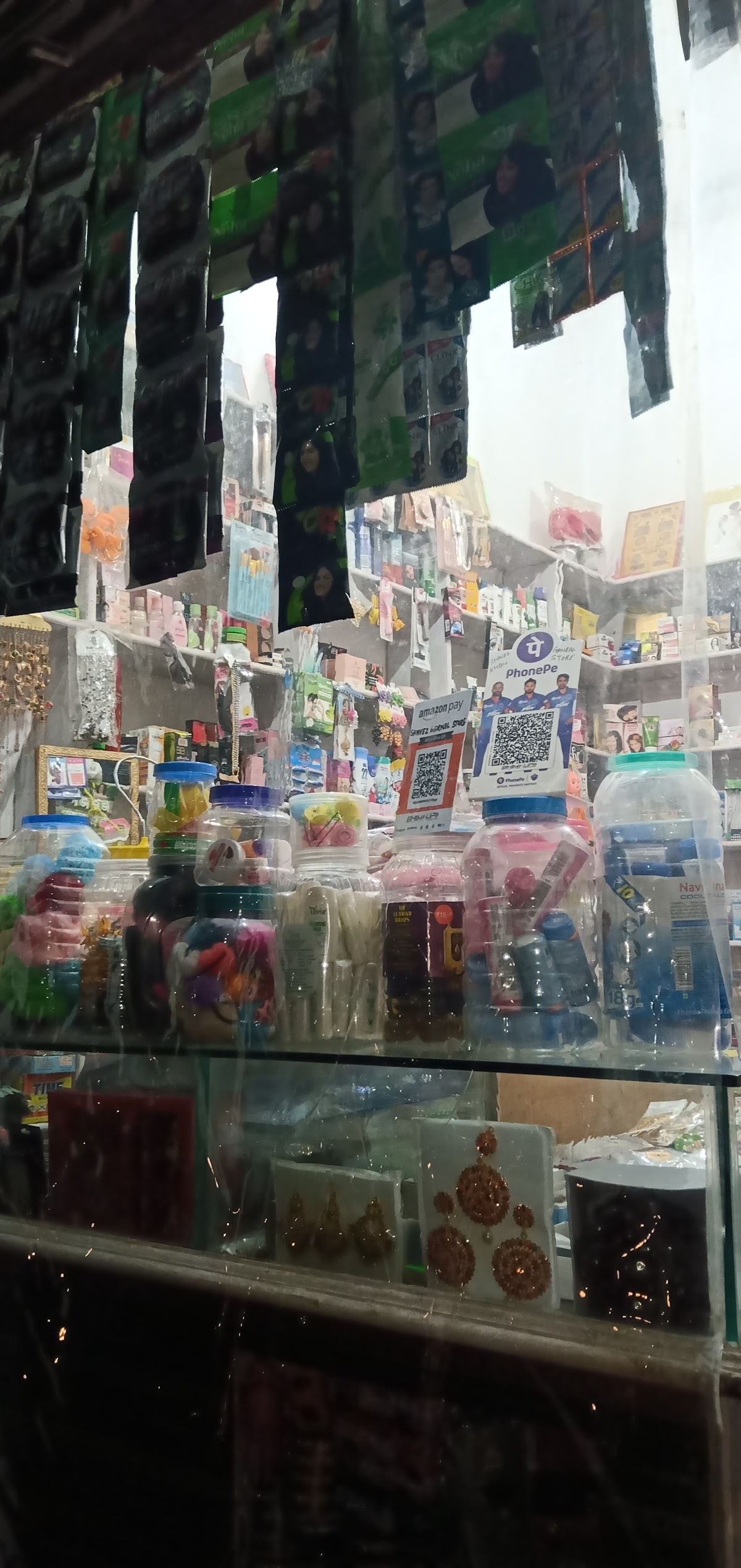 Shahvez Khan Cosmetic Center