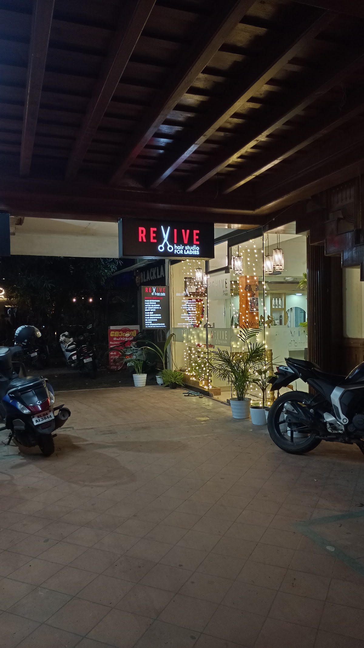 Revive Hair & Skin Studio for Ladies