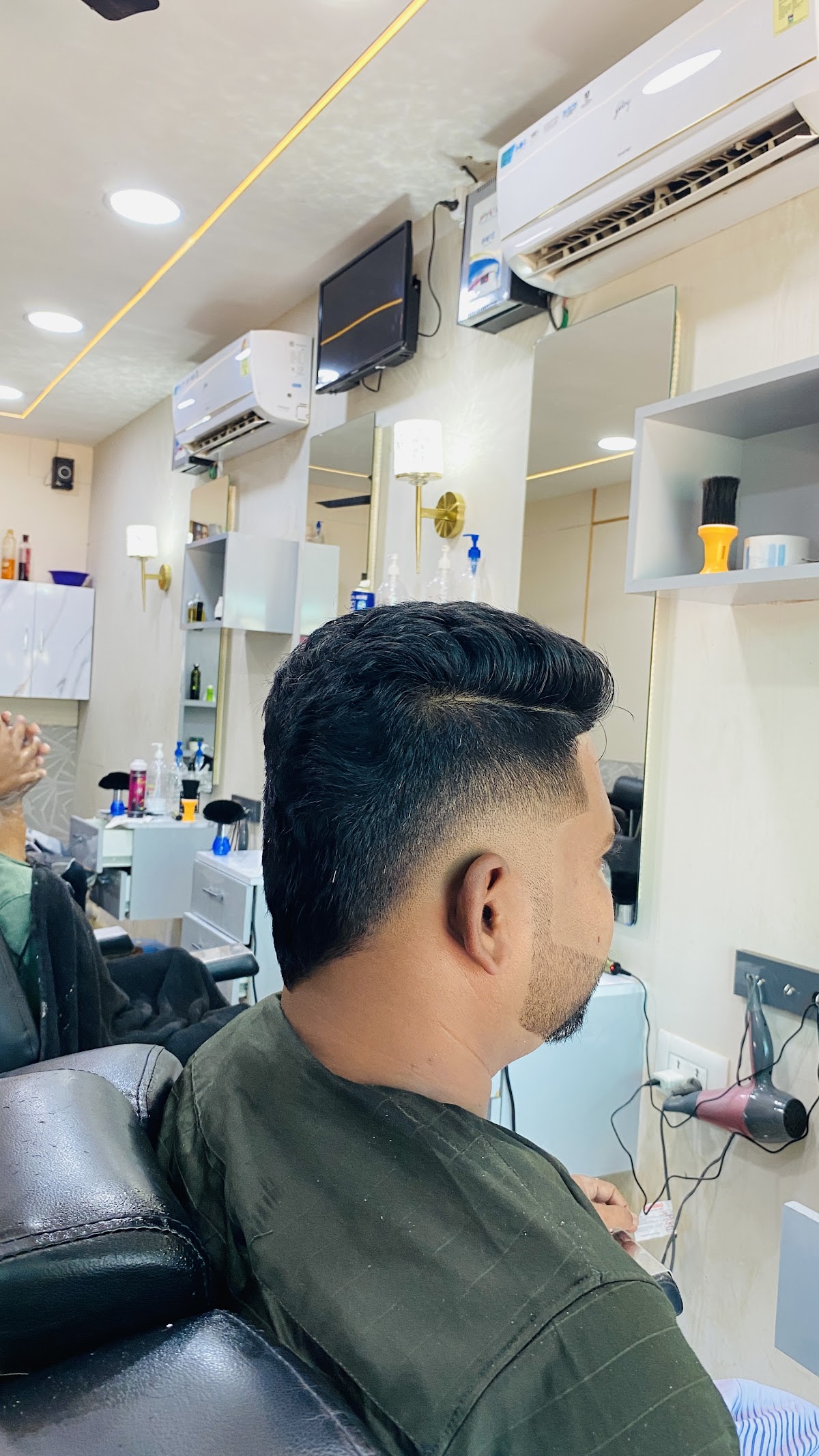Praveen beauty studio