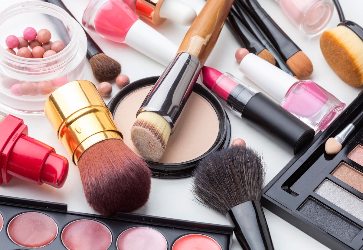 Care Beauty Salon