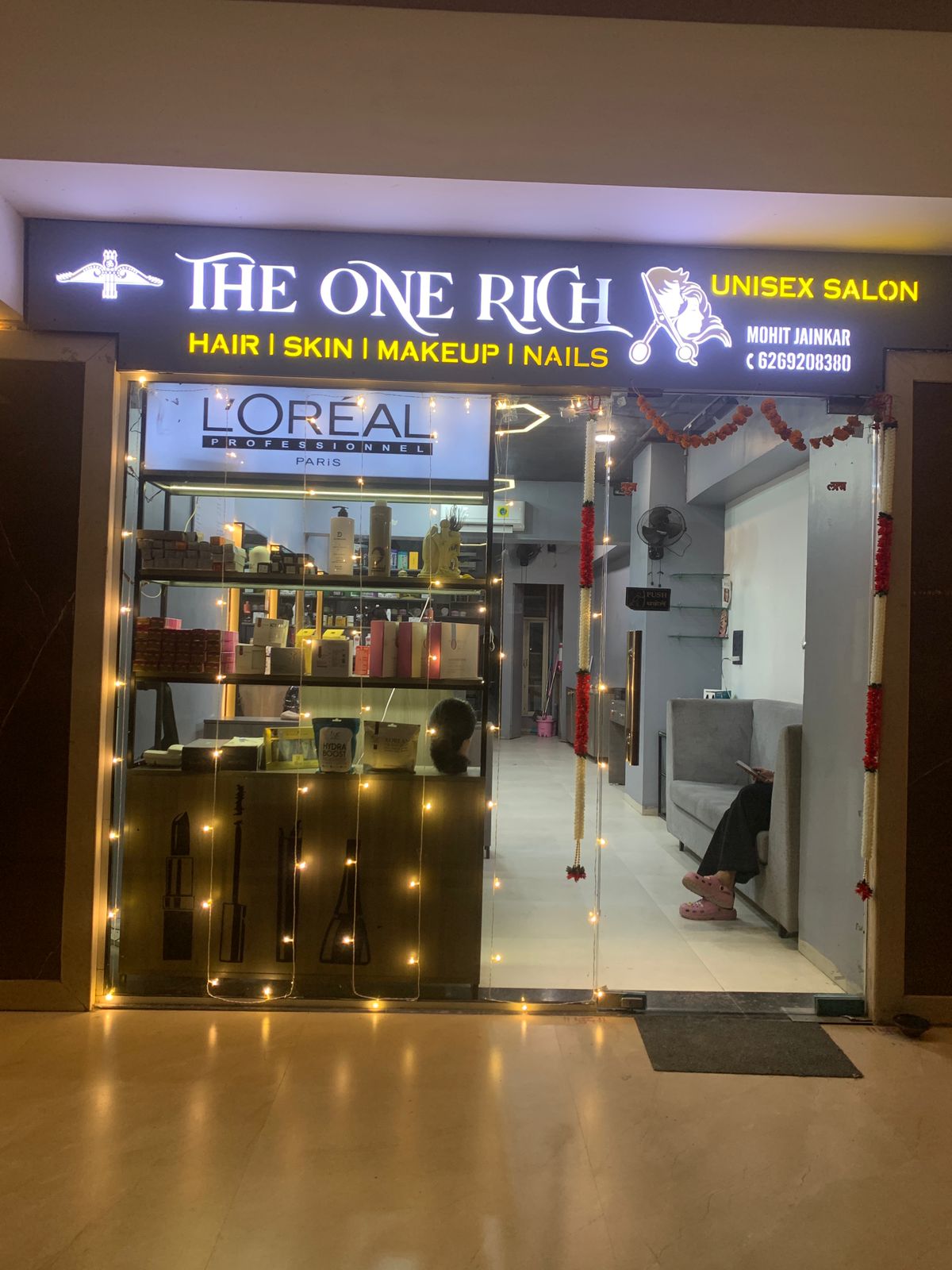 The One Rich Unisex Salon