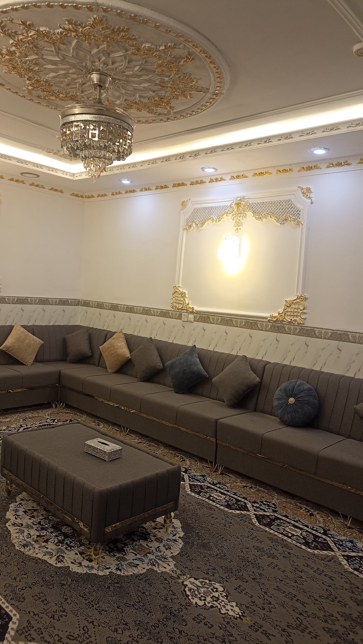 Naz Beauty Center
