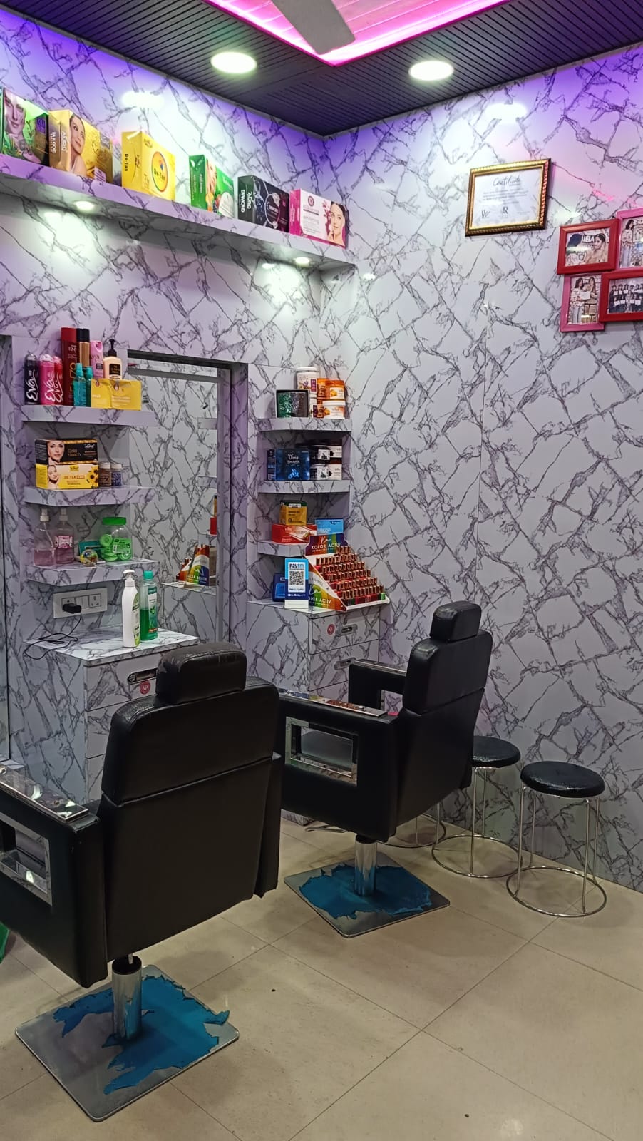 Arushi beauty parlour
