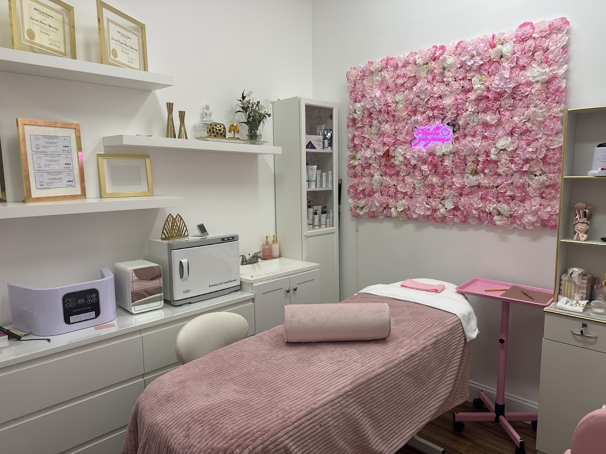 Aura Esthetics VA