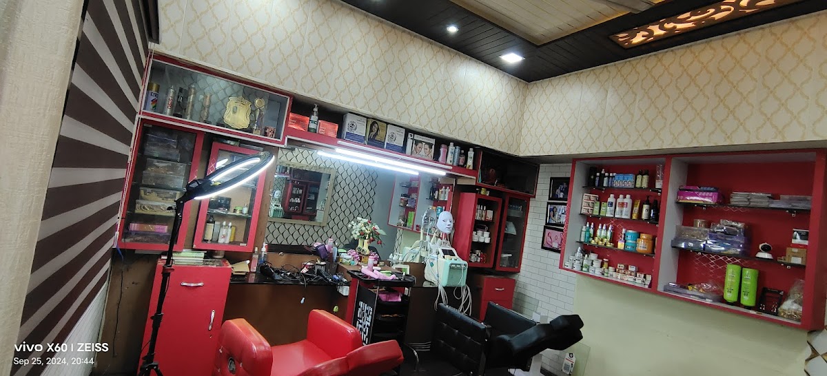 ARYA BEAUTY PARLOUR