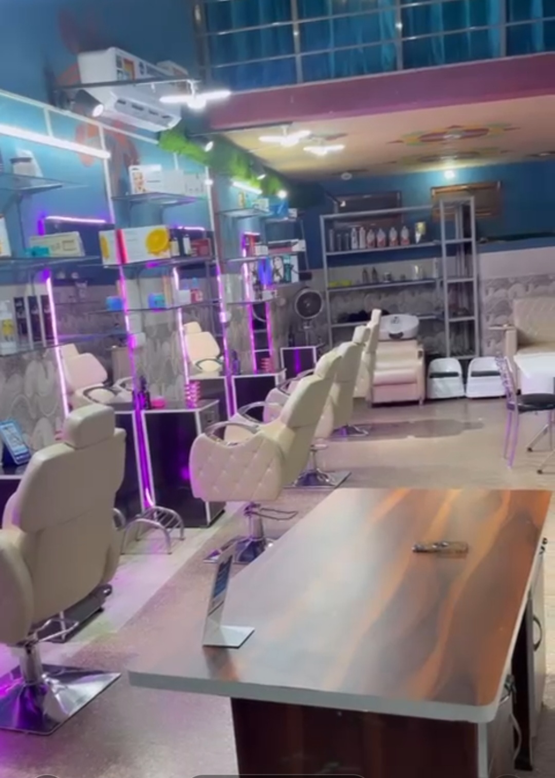 Sunshine Beauty Parlour