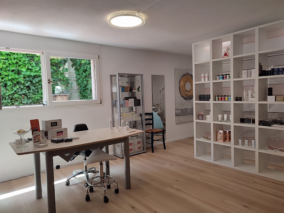 Kosmetik Salvel