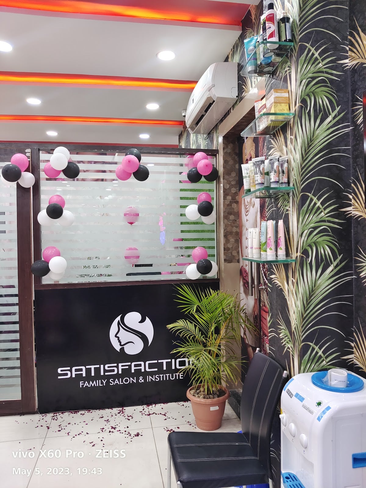 Satisfaction Family Salon & Institute