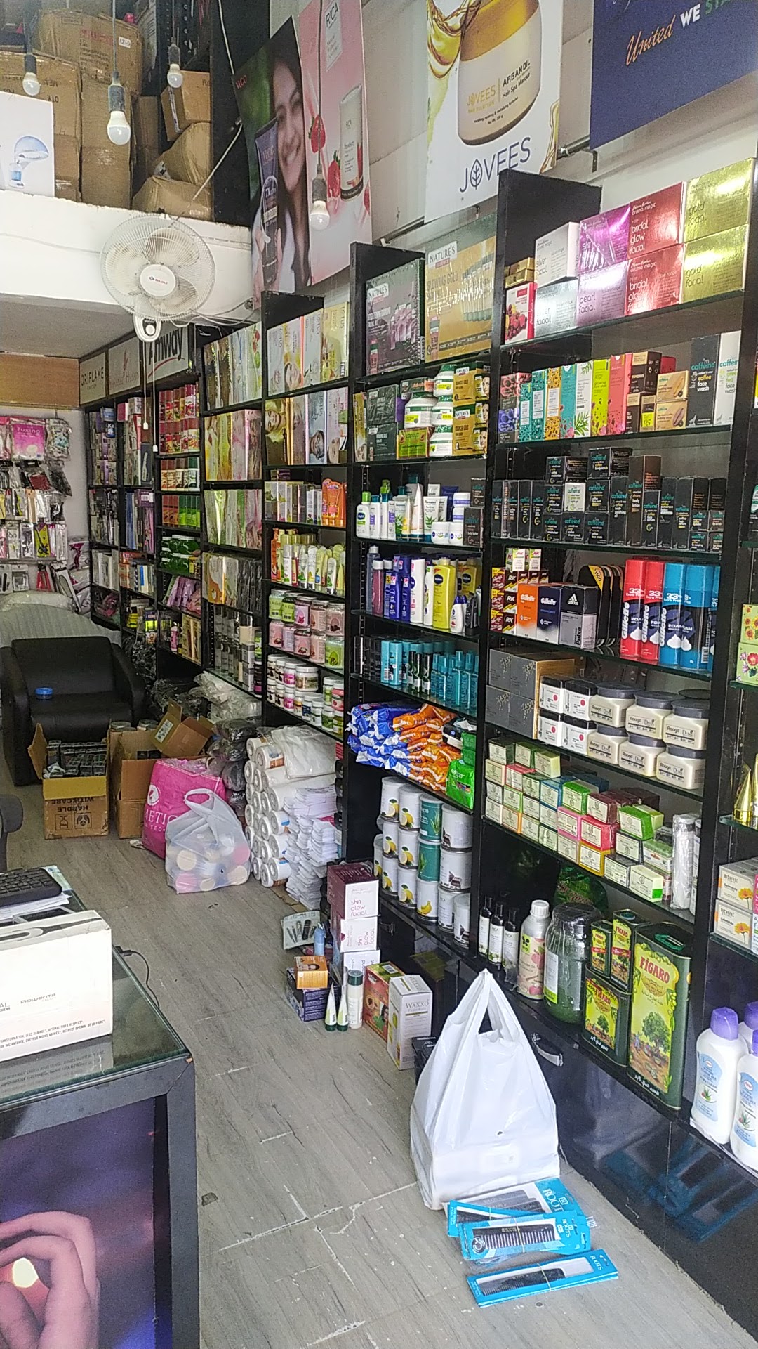Cosmetics Unlimited