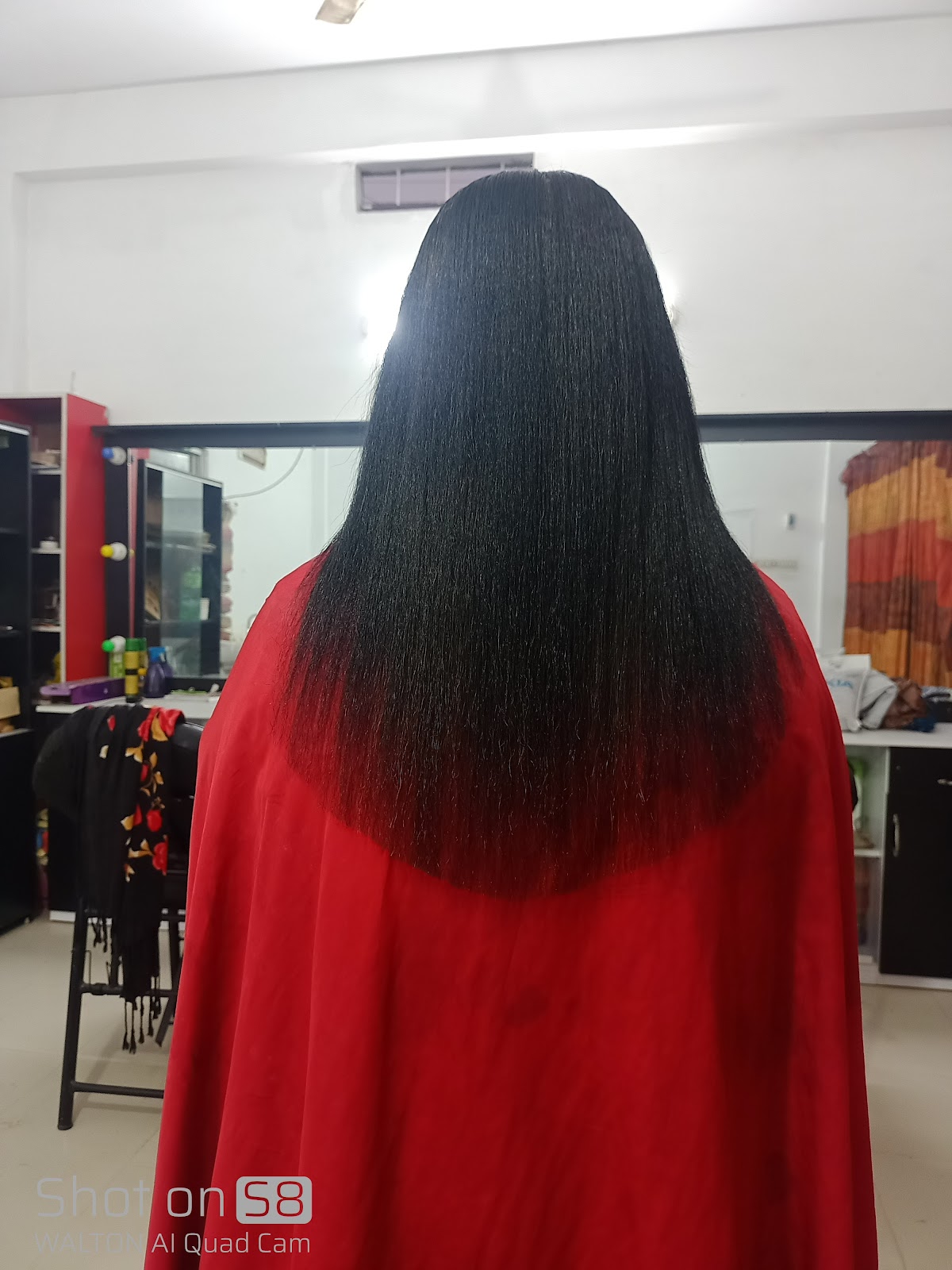 Badhon Beauty Parlor