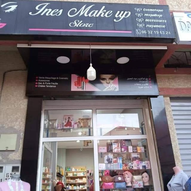 ines Make up Store