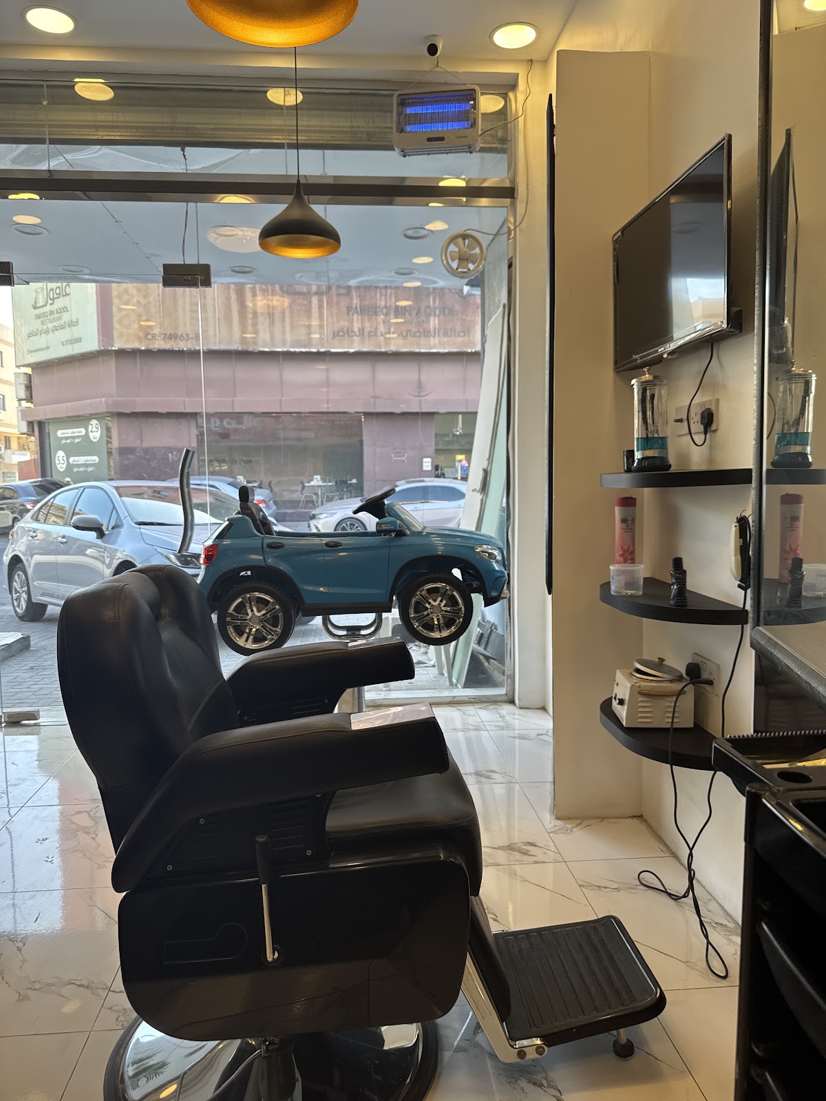 Elloods Men Salon & Spa