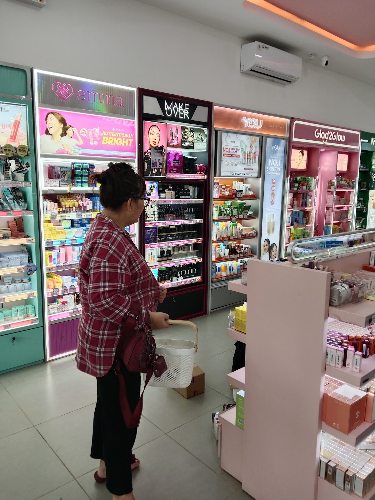 Livi Beauty House Gatot Subroto