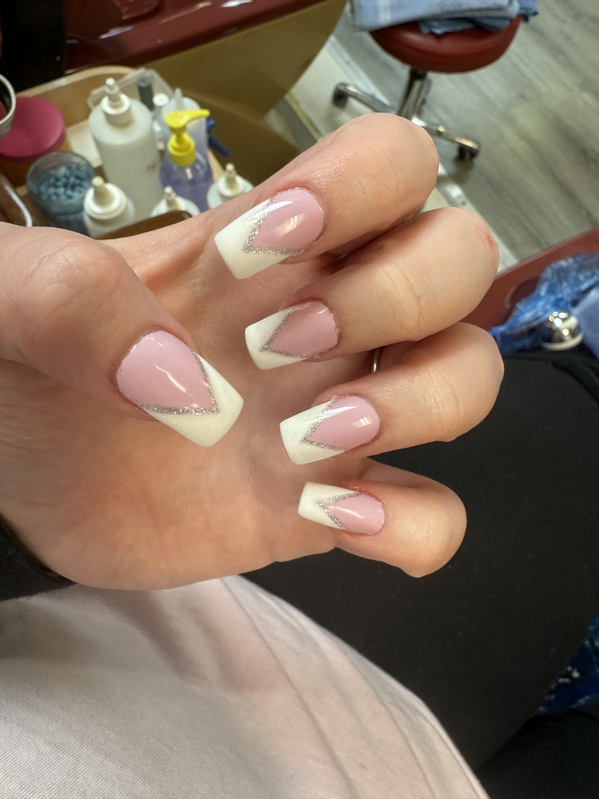 New Image Nail & Tanning Salon