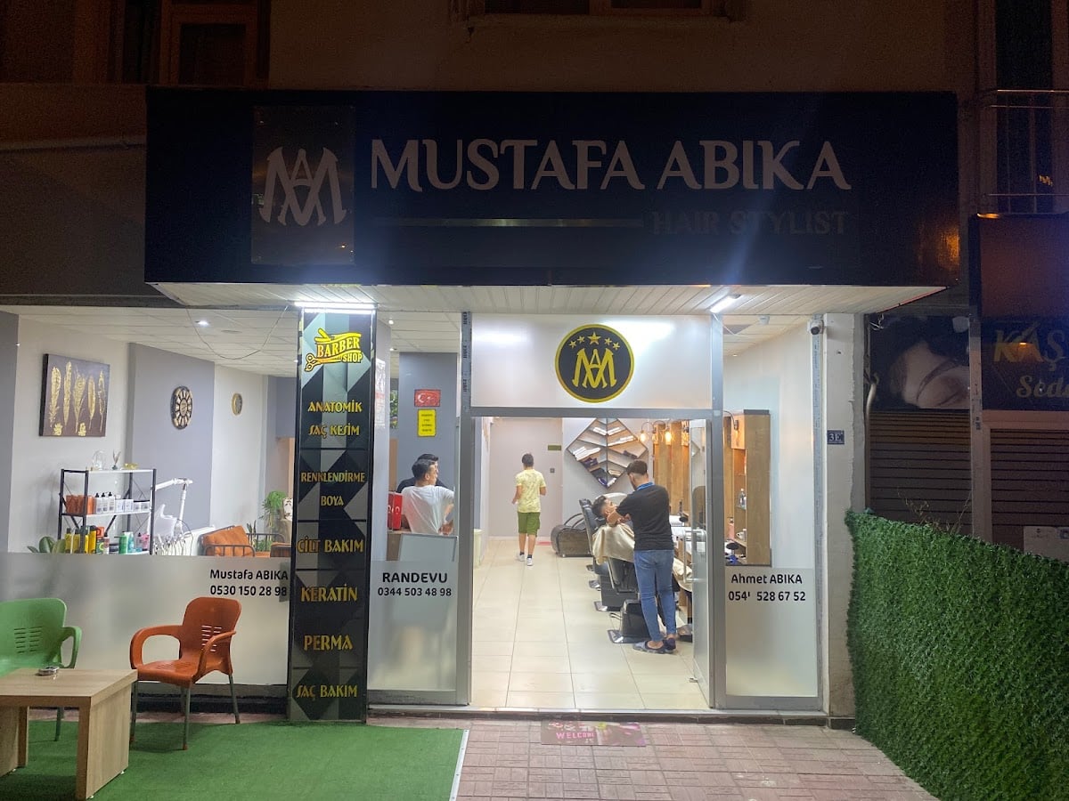 Mustafa Abika Hair Stylist