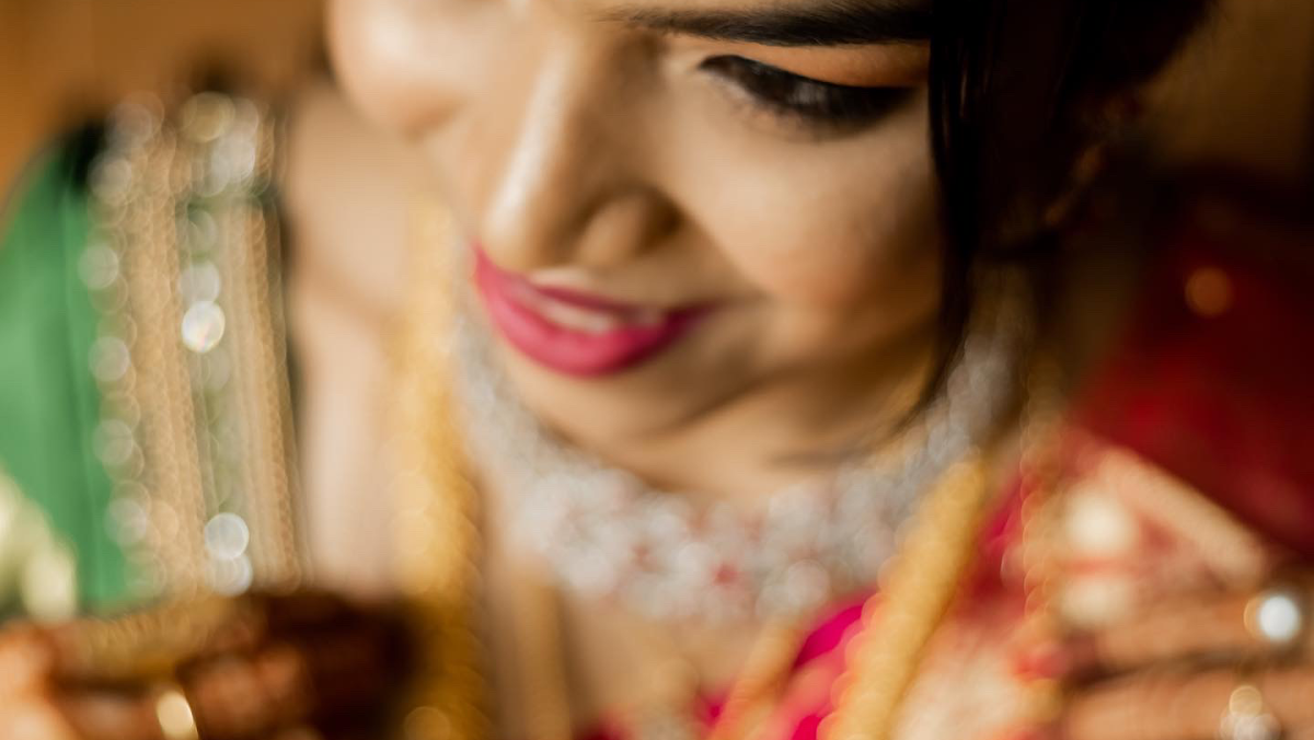 Glamorous Unisex Salon & Make-up Studio