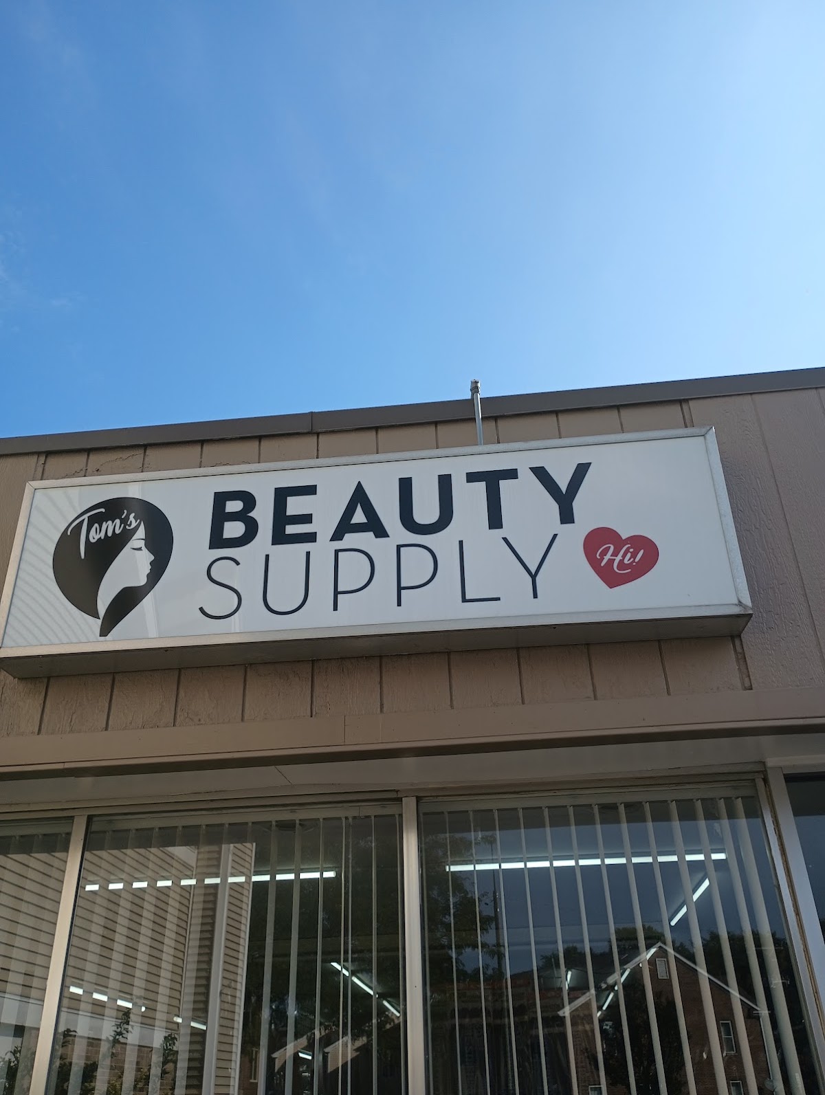 Tom's Beauty Supply
