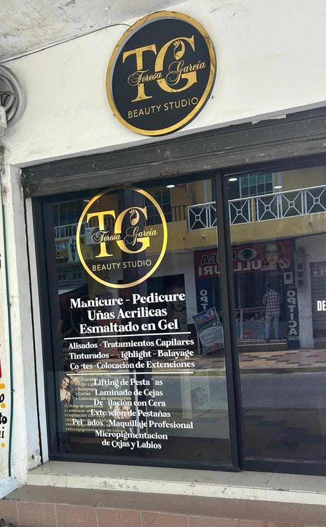 Teresa Garcia-Beauty studio