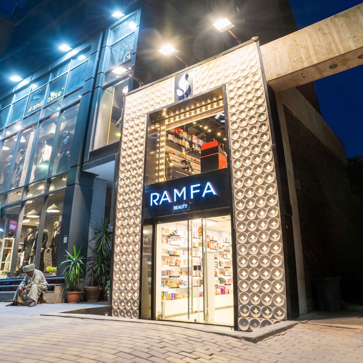 Ramfa Beauty Perfume & Makeup Mohandaseen
