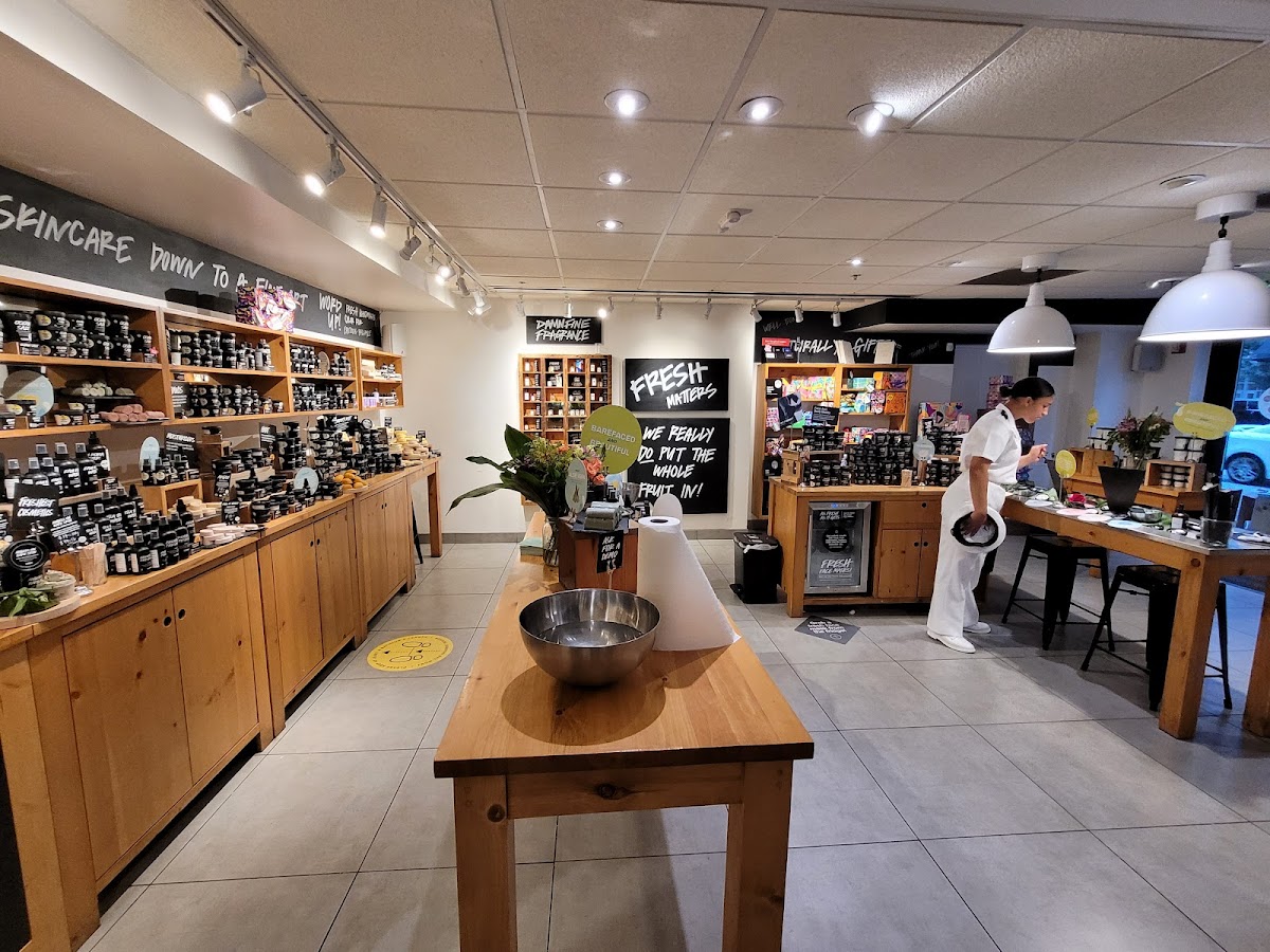 Lush Cosmetics Harbor East