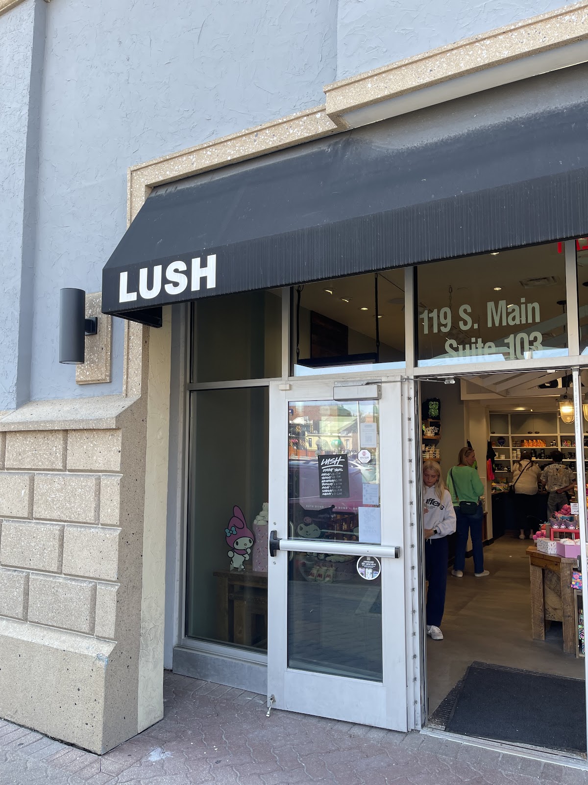 Lush Cosmetics Naperville
