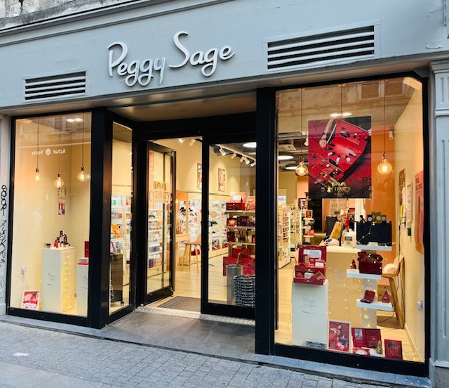 Peggy Sage La Rochelle