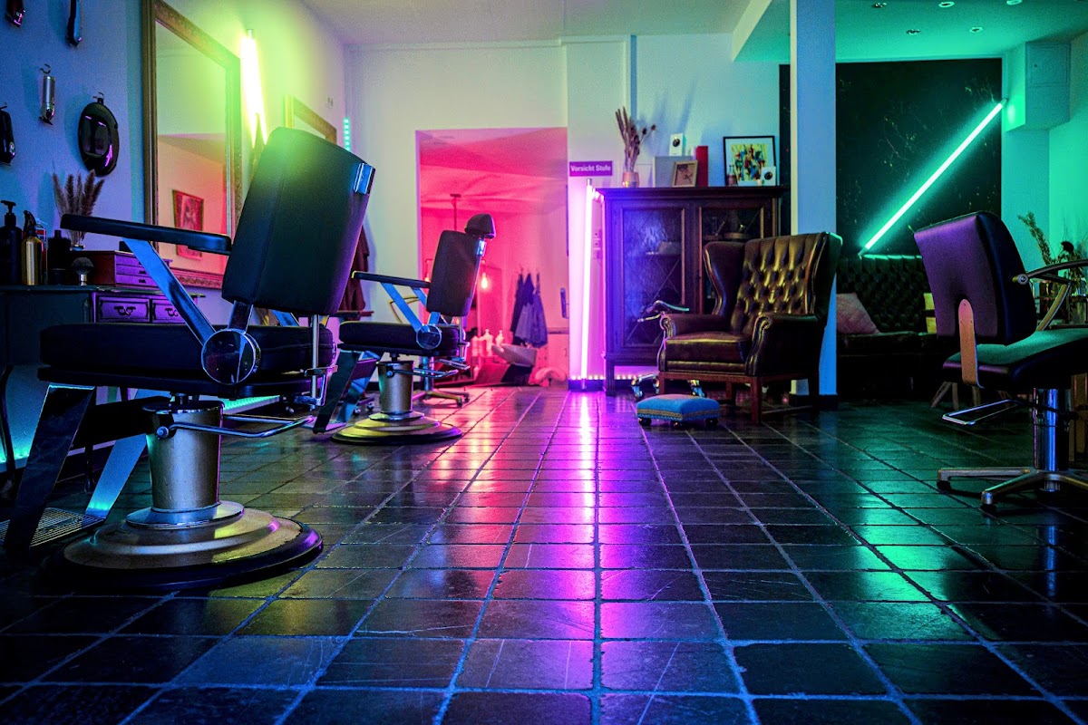 YOU Stylist - Friseure Aachen