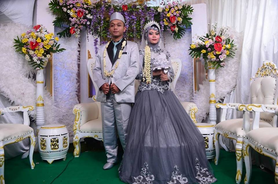 MERI SALON RIAS PENGANTIN DAN DEKORASI