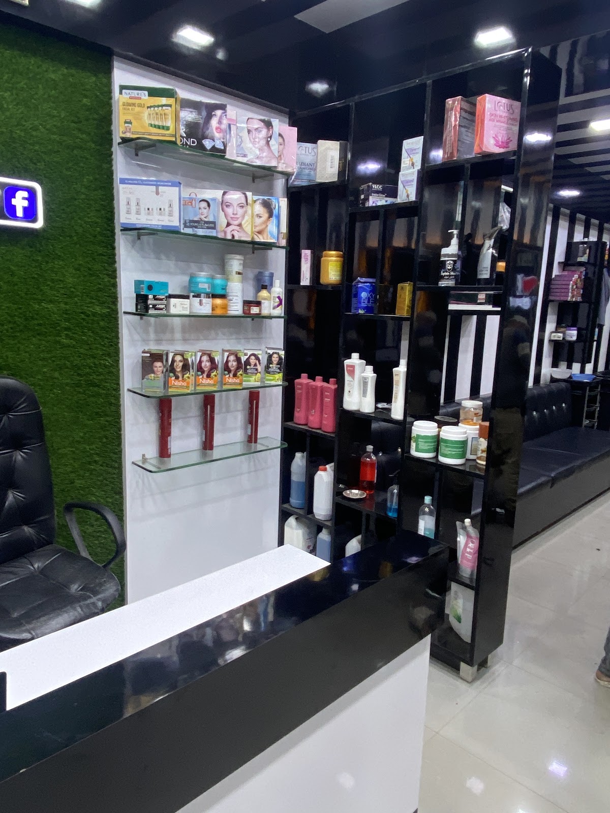 Unique Salon