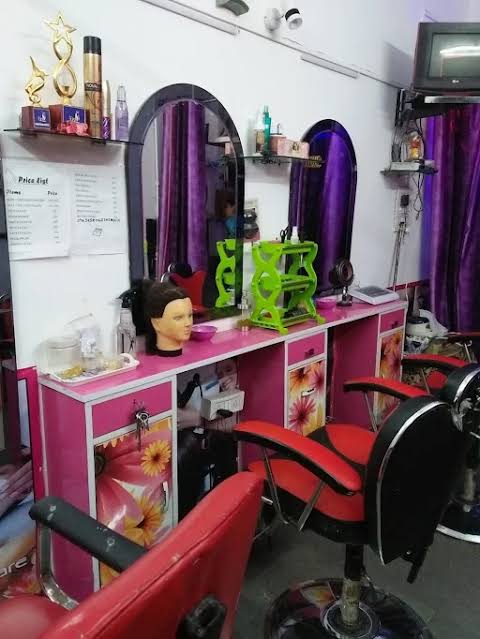 Diksha Beauty Parlour and Fashion Point