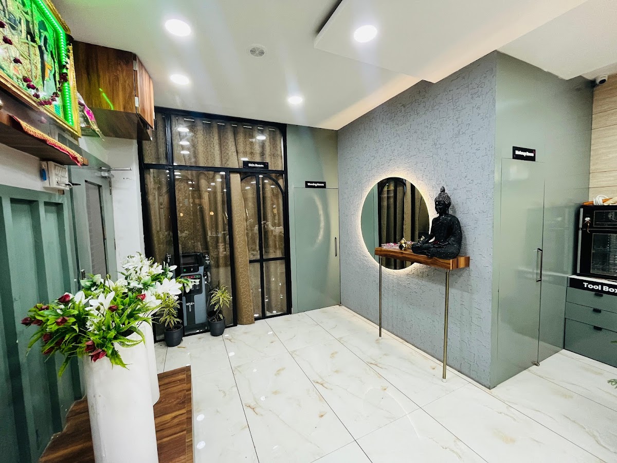 Matrix Hair & Care Unisex Salon