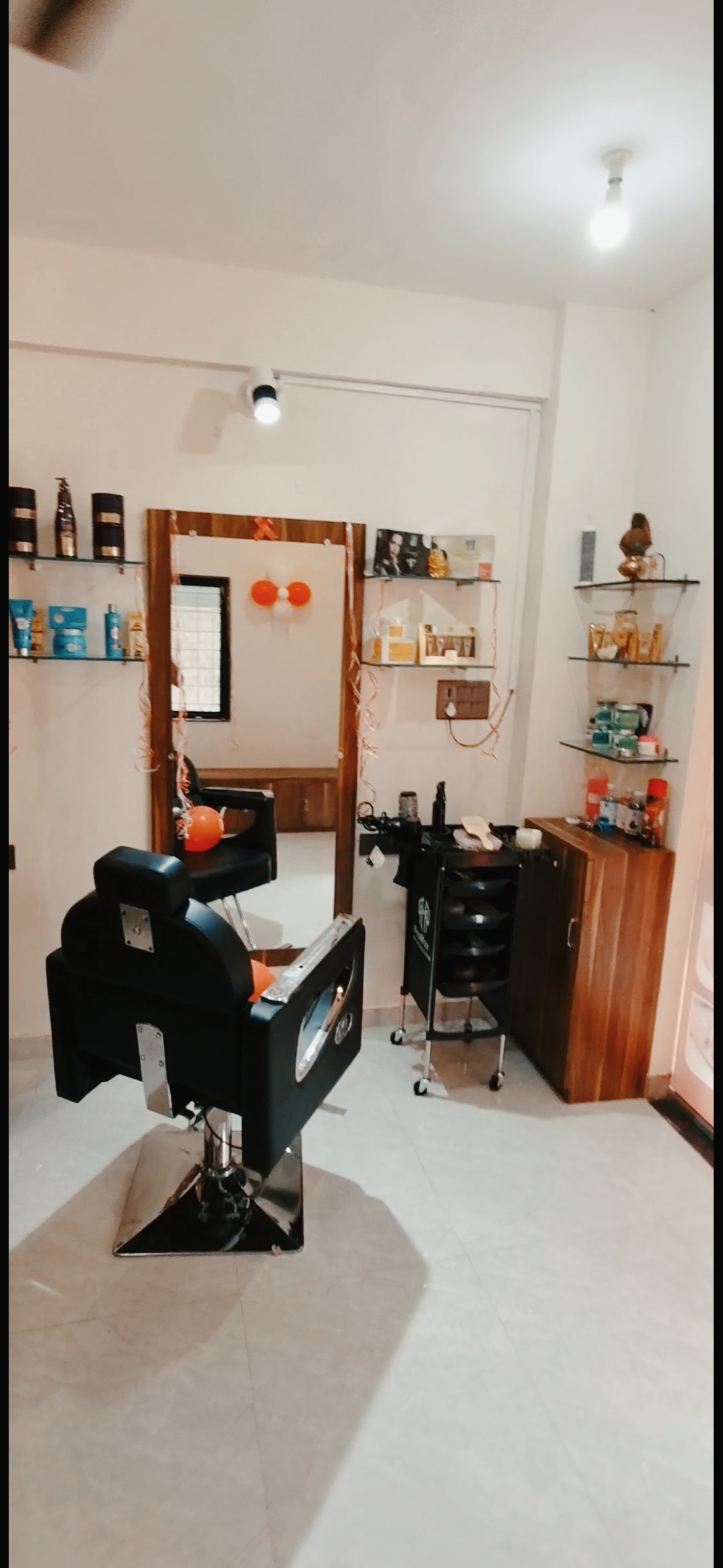 S7 Professional Ladies Beauty Salon