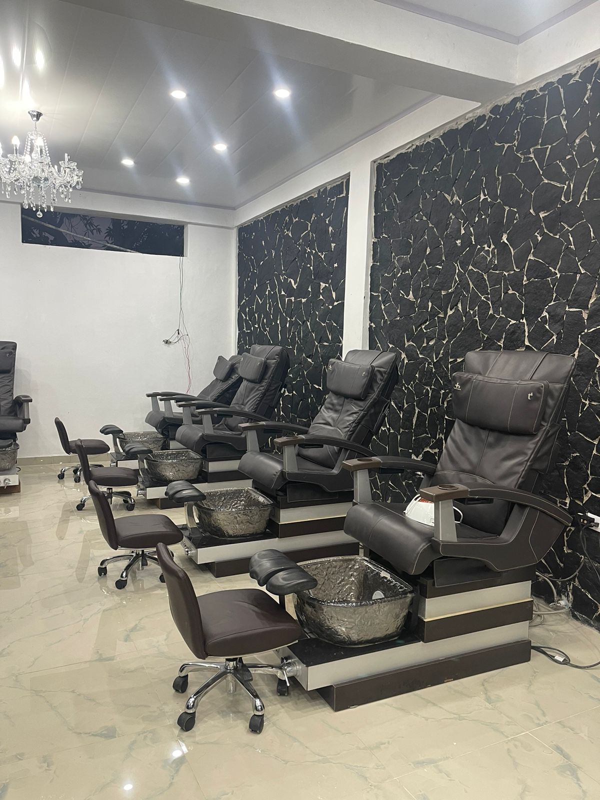 El Touch Beauty Salon