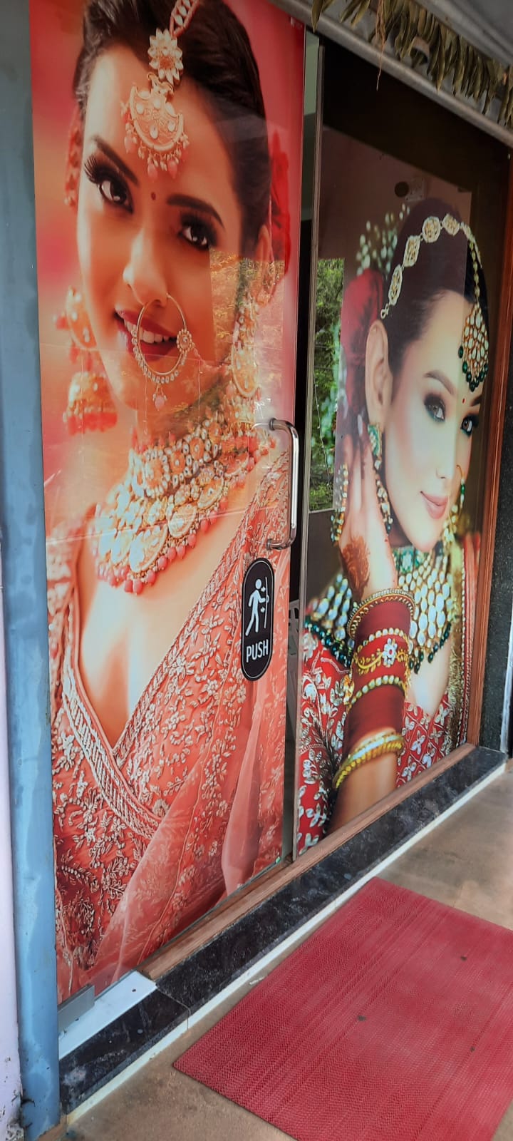 Deepa makeup and Beauty salon