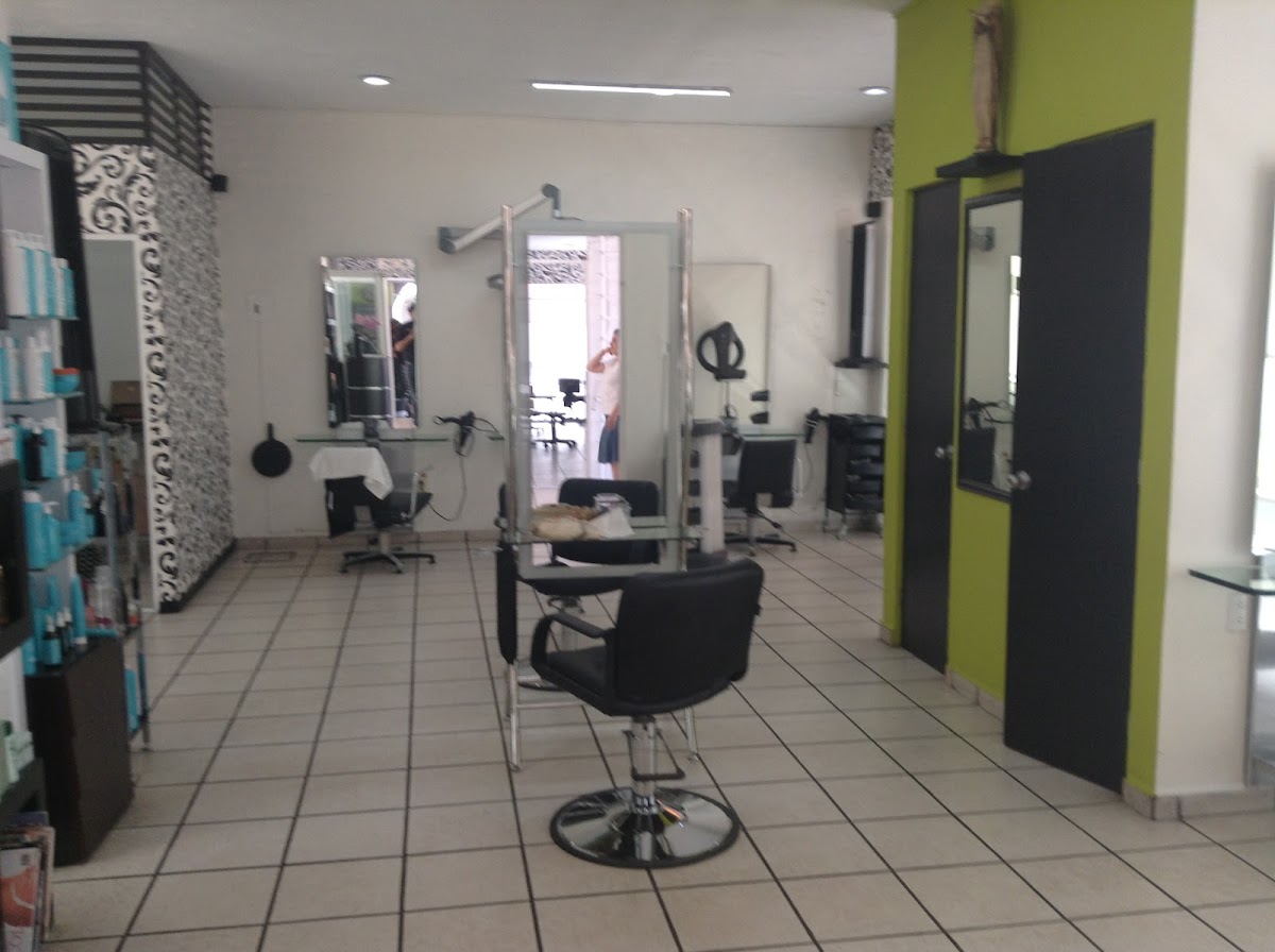 Gely Hair Makeup & Nails