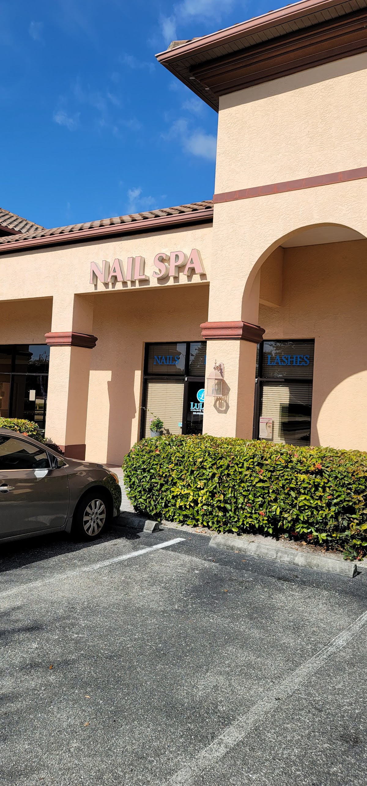LuLu's Beauty Lounge