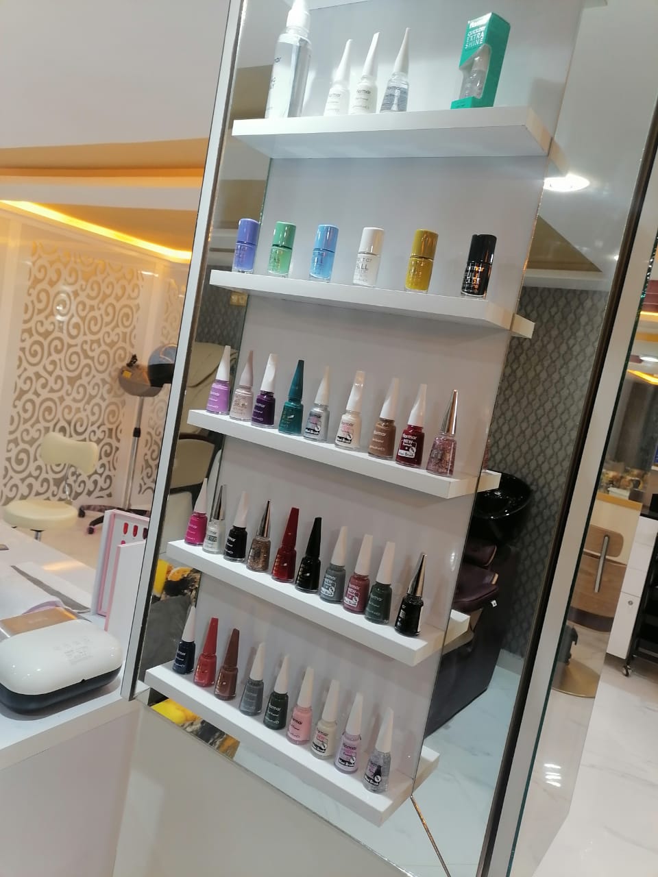 Tres Beaux Salon Homme ou Femme