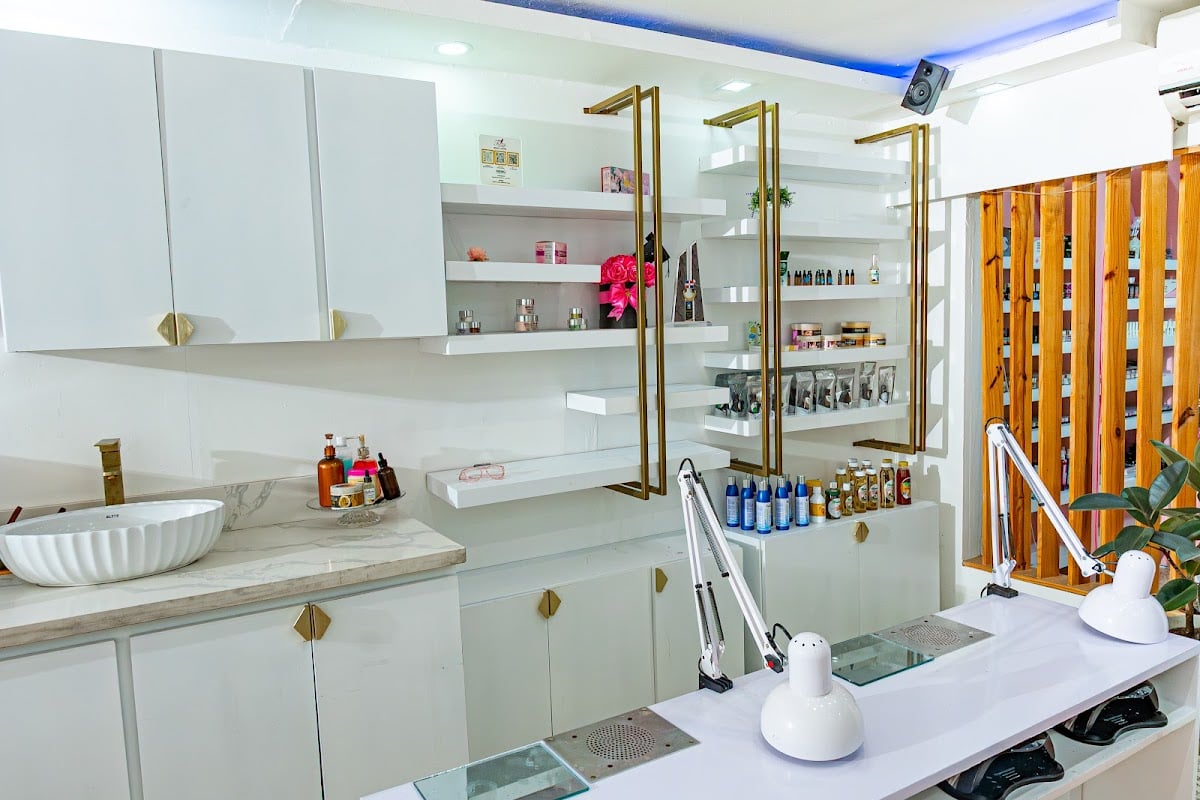 Tilza Beauty Center