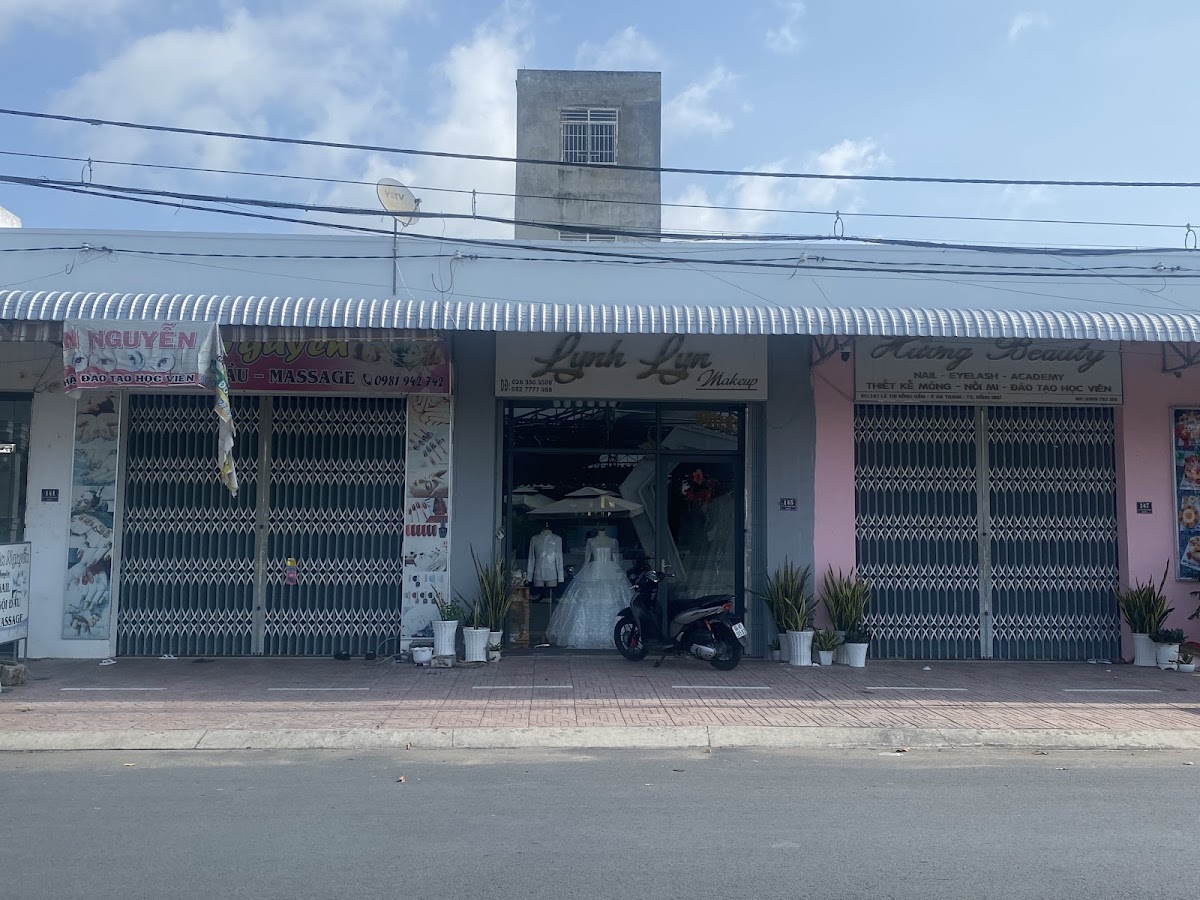 Lynh Lyn Bridal