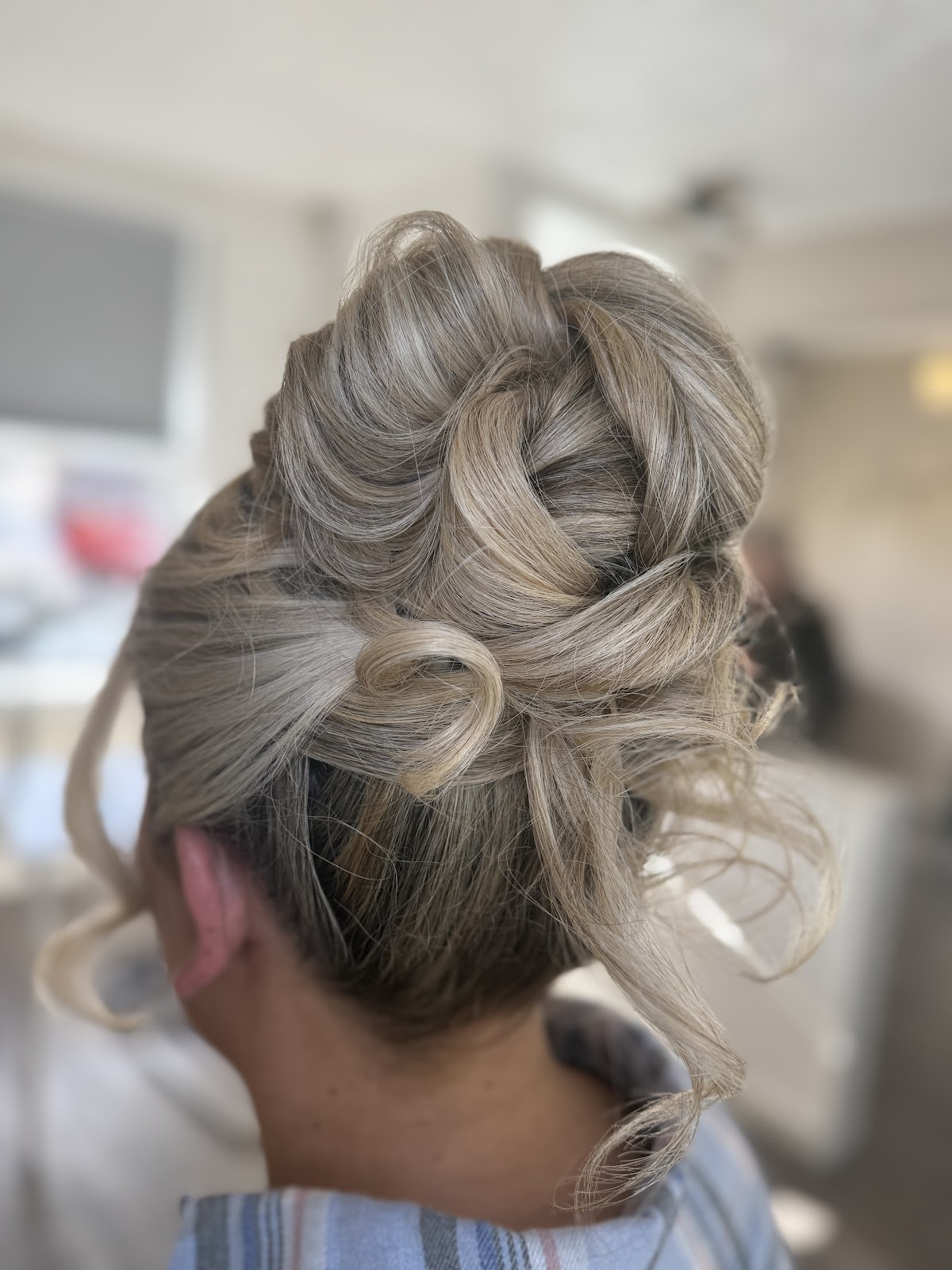 Hair and makeup by Shannon h