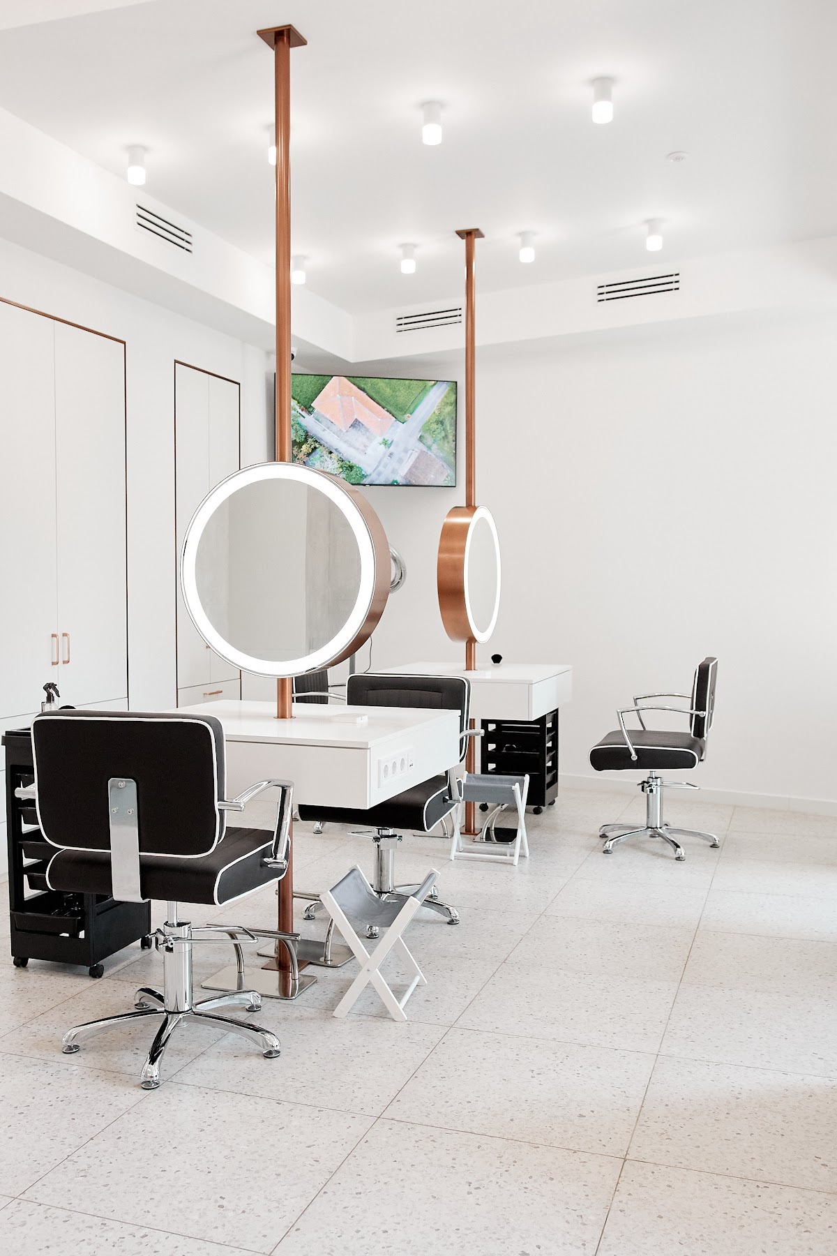 One&Only Beauty Salon