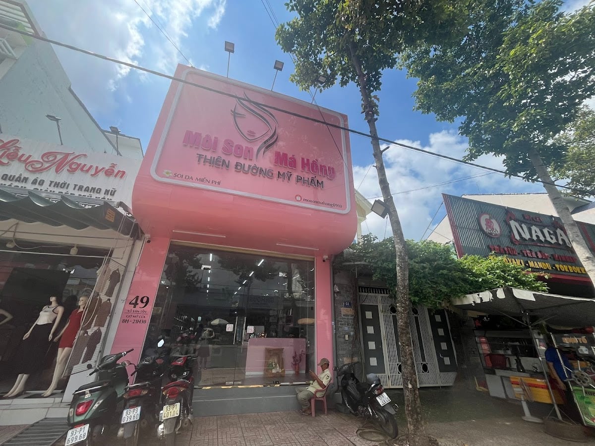 Moi Son Ma Hong - My Pham Nuoc Hoa Chinh Hang
