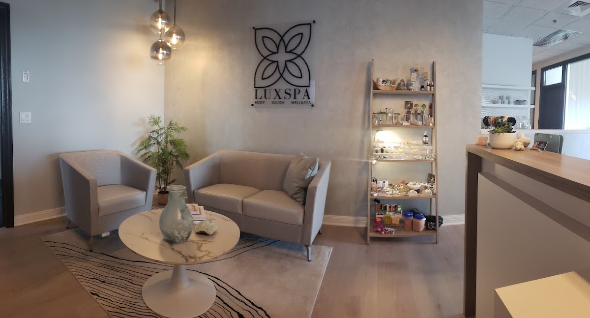 LUX Spa De Pere