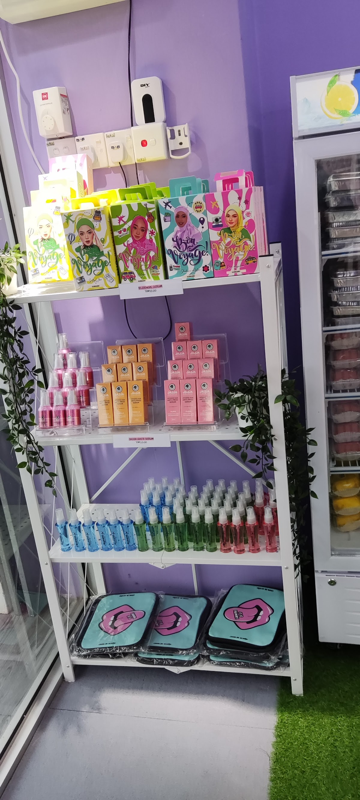 Hanie Cosmetic Empire