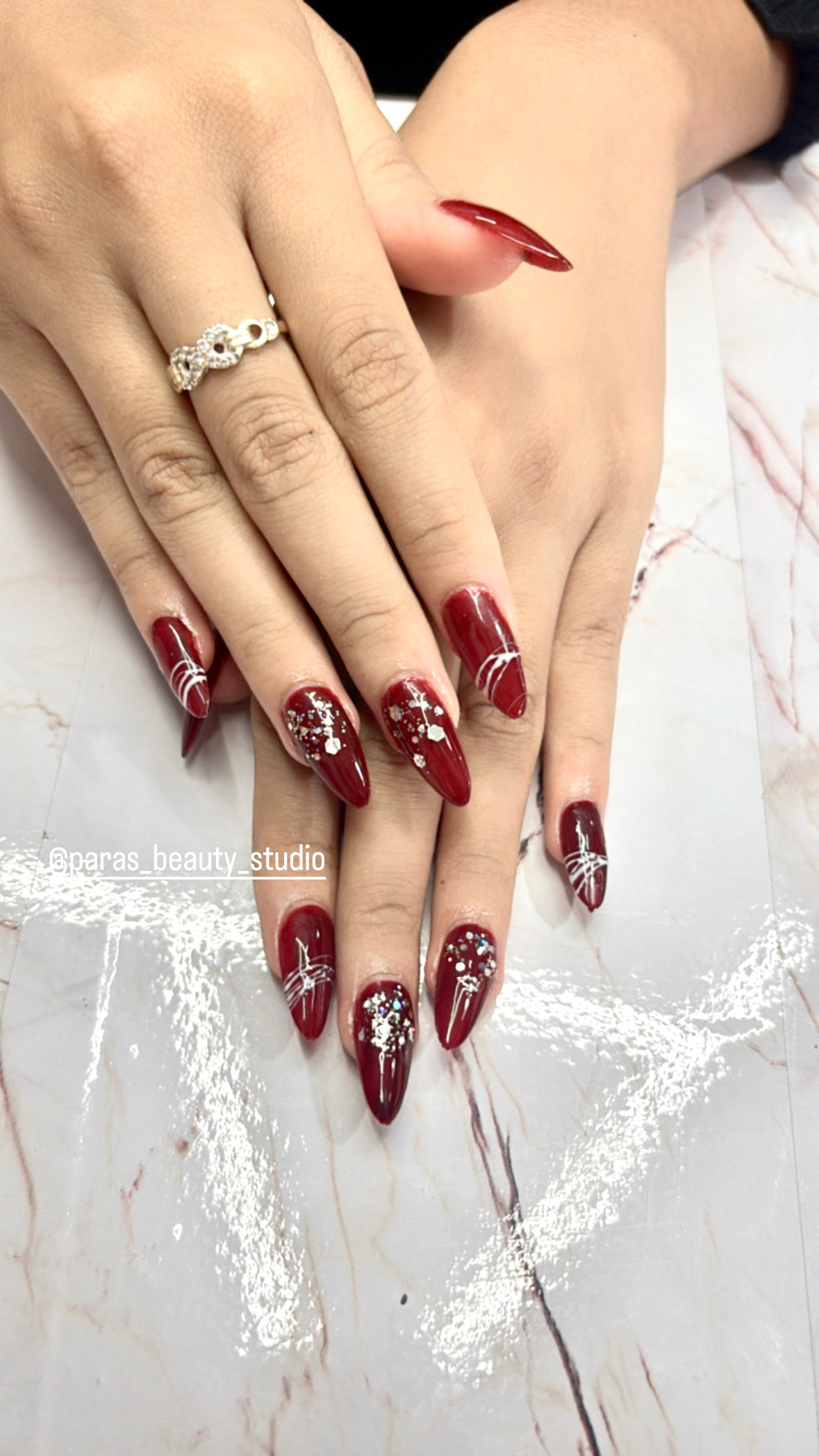 Paras Beauty Studio