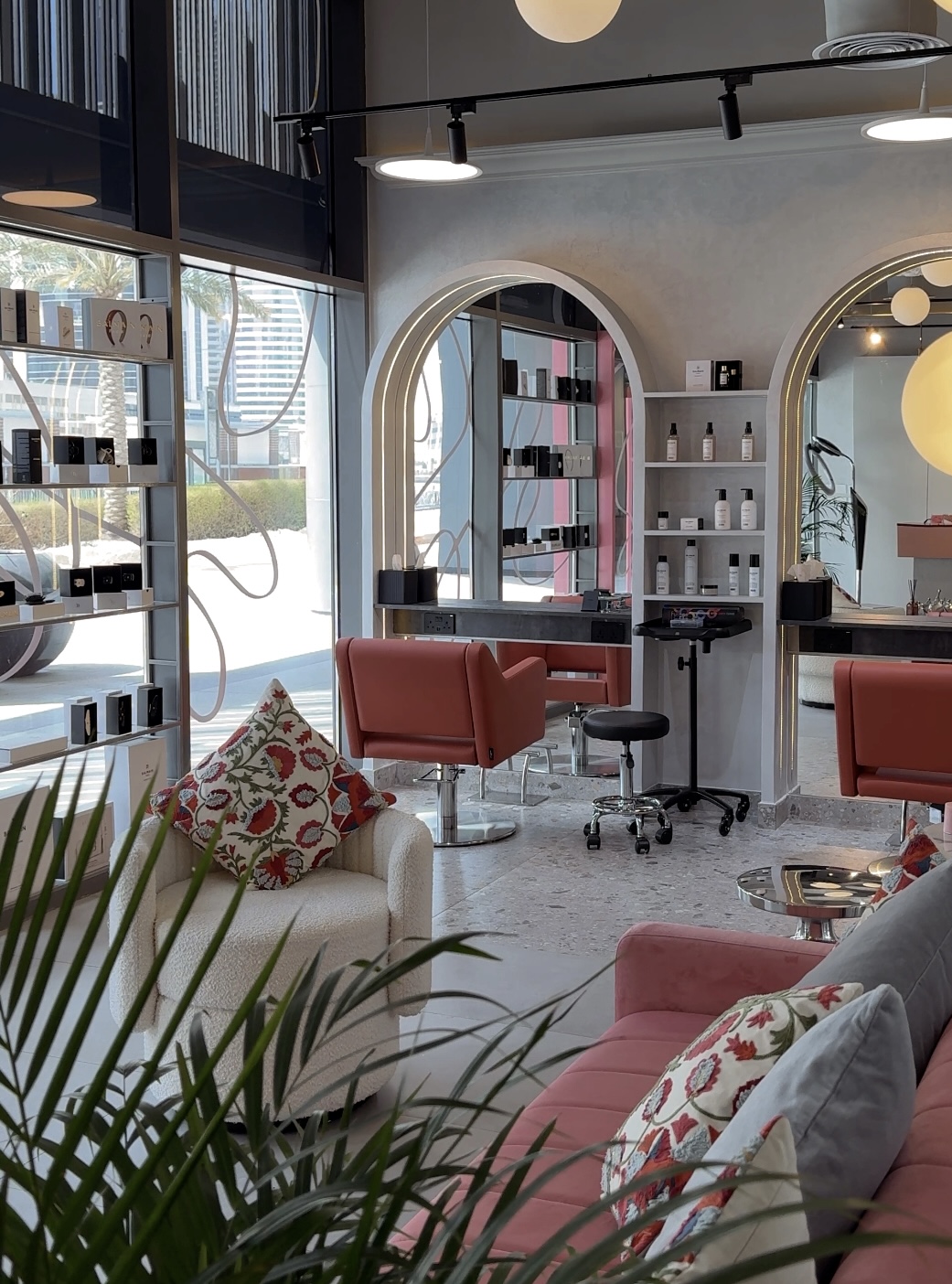 Bobby Pin Ladies Salon