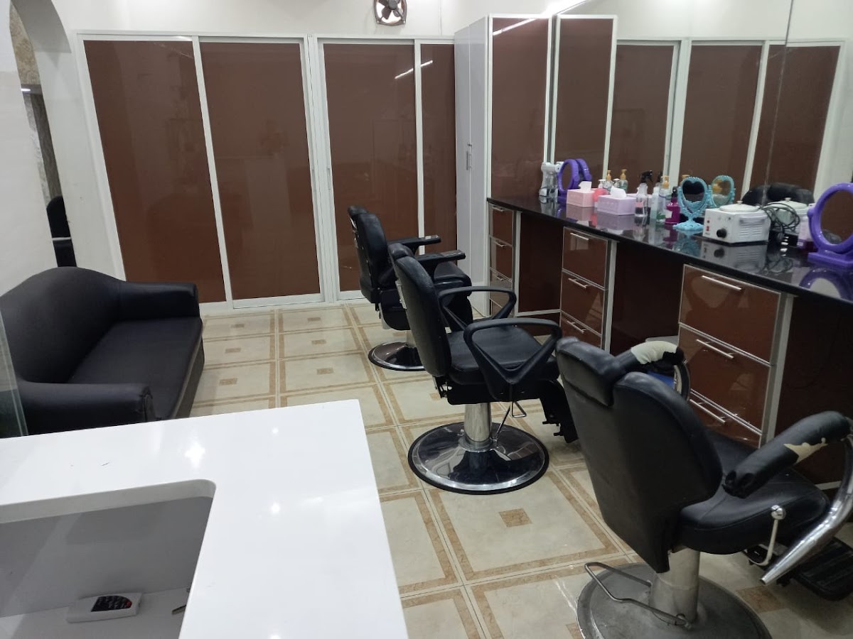 Bareeq Al Fayrouz Ladies Saloon