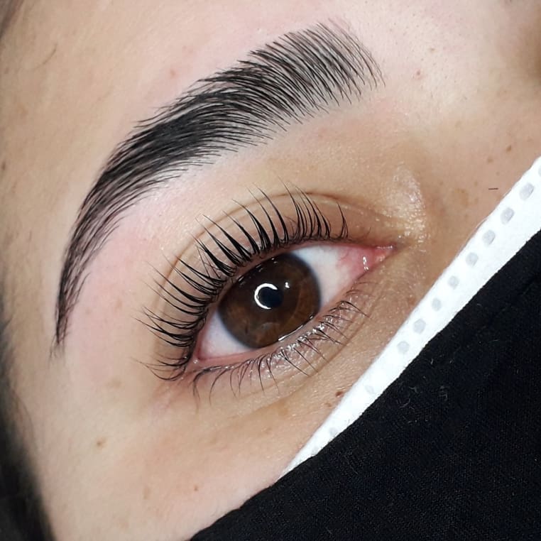 Tu Mirada Cejas y Pestañas