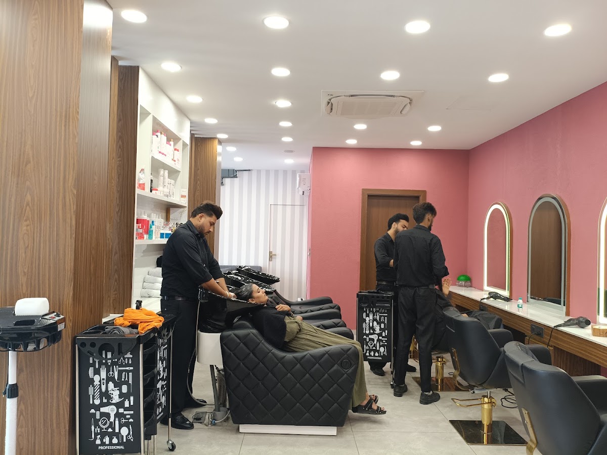 The Hair Palace London Luxury Salon