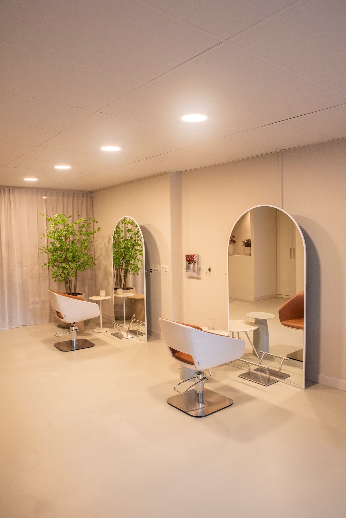 Salon Frere